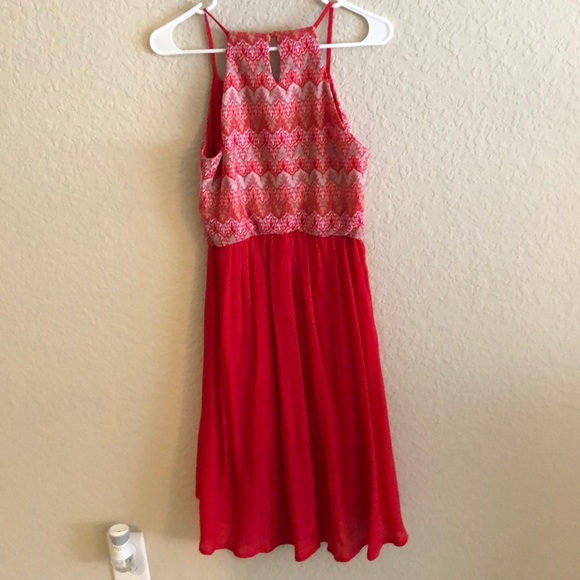 Red sundress - Picture 2 of 2